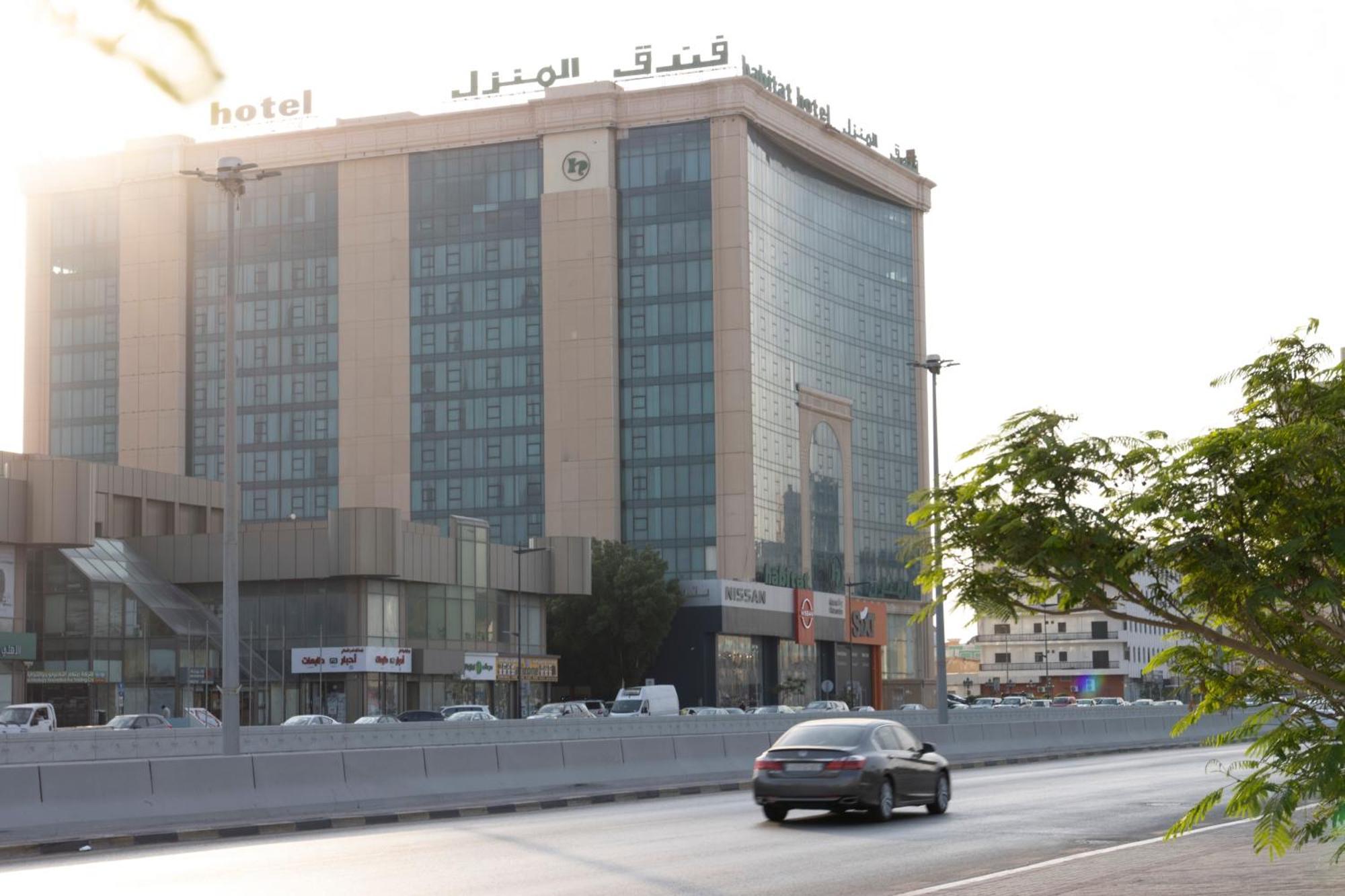 Habitat All Suites, Khobar Bagian luar foto The hotel in 2012