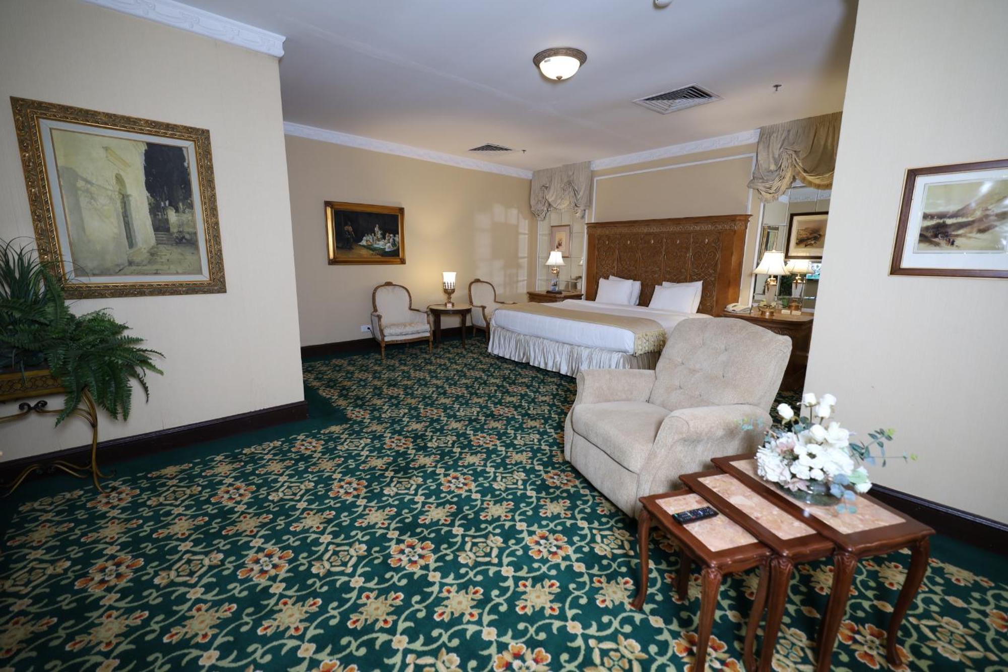 Habitat All Suites, Khobar Bagian luar foto A suite at the hotel
