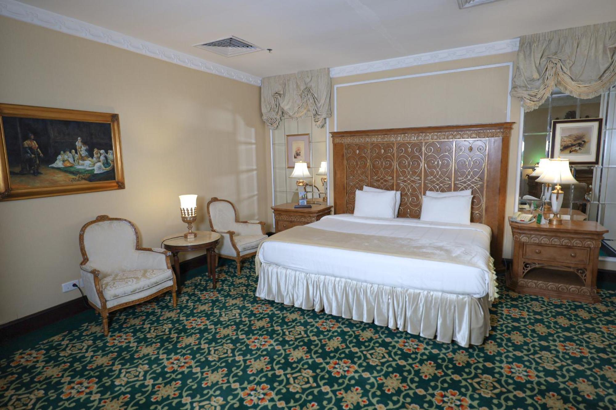 Habitat All Suites, Khobar Bagian luar foto A bedroom at the hotel
